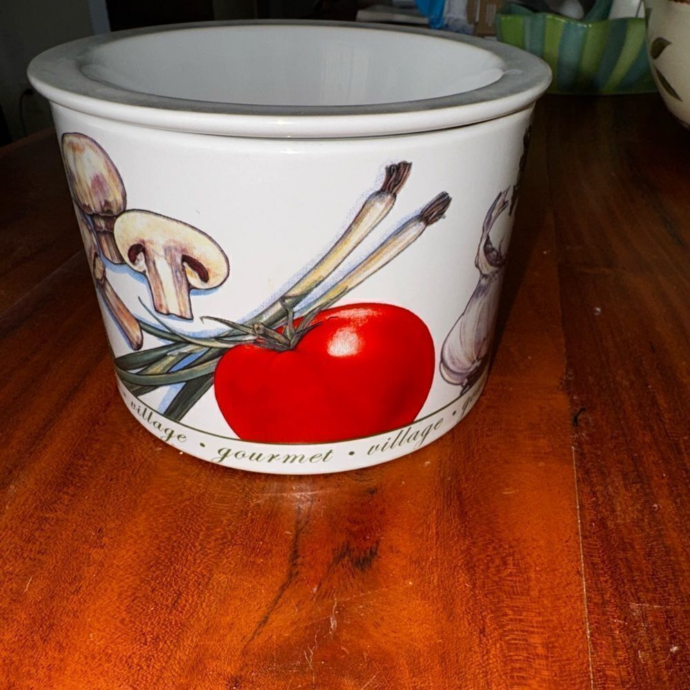 Gourmet Village 5-1/4" Ceramic Dip Chiller Ceramic Kitchen Crock never used